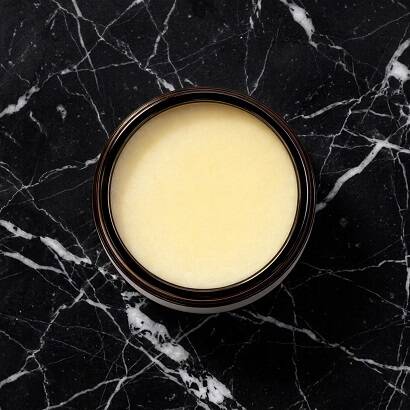 beard butter in hand